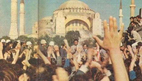 Muhammed Ali, Necmettin Erbakan ile Cuma namazı kılmıştı