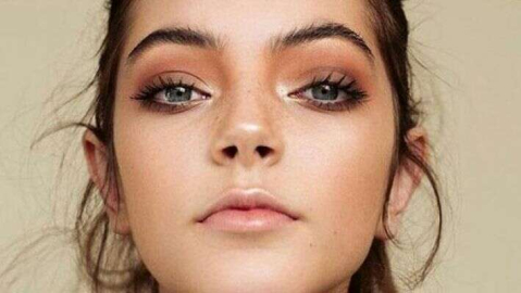 Monokromatik makyaj nedir?