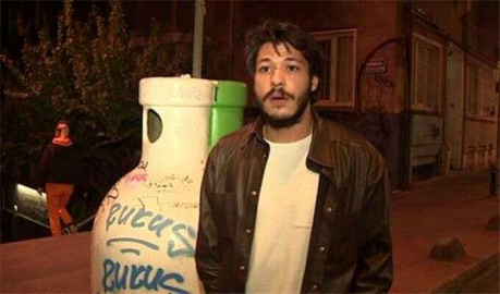 Alara Bozbey ile görüntülenen Kubilay Aka: Sadece arkadaşız