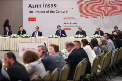 Uluslararası gazeteciler yeniden doğuşa tanıklık etti... Dünya 'asrın inşaası'na şaştı kaldı!