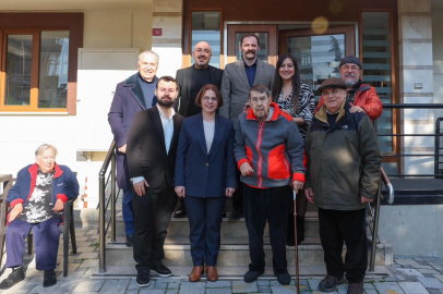 İstanbul'da usta sanatçı Zihni Göktay’a vefa ziyareti