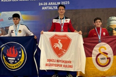 Antalya’da 4 altınla büyük başarı