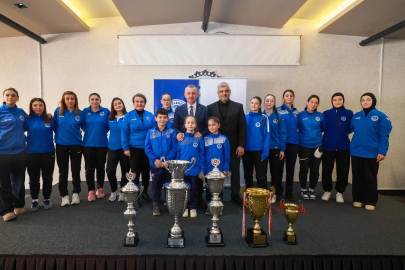 Kocaeli’de Kağıtspor’dan rekor başarı