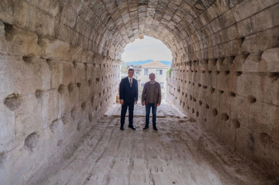 İzmir'de tarihe yol açılıyor