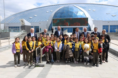 Konya protokolü Bilim Merkezi'nde buluştu