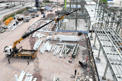 Kocaeli'de yapılar yükseliyor, merkez şeklini alıyor