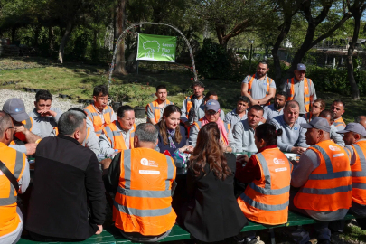 Antalya'da yeşil bayraklı parkta emek buluşması