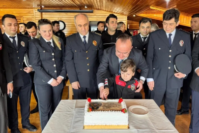 Hopa Kaymakamı Arslantürk polisleri kabul etti