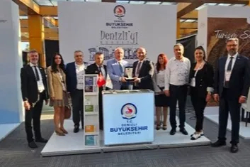 Denizli Büyükşehir kentin turizm vizyonunu Antalya’da sergiledi