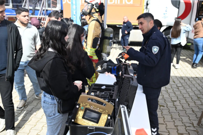 Manisa Büyükşehir’den “Afetlerde İnsan Olmak” sempozyumuna destek