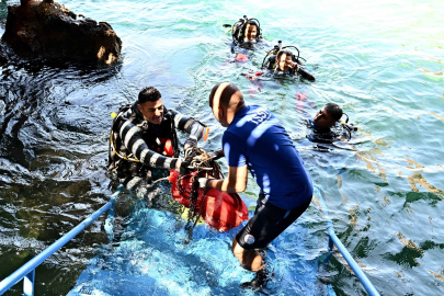 Antalya'da denizden çıkan atıklar sanat eserine dönüşecek
