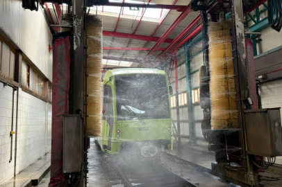 Bursa’da toplu ulaşım araçlarında bayram temizliği