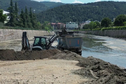 Bursa Nilüfer Çayı’nda temizlik çalışmaları tamamlandı