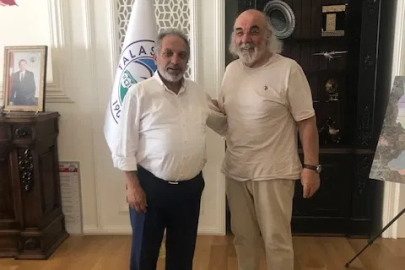 Mustafa Yalçın'dan 'Malazgirt' mesajı