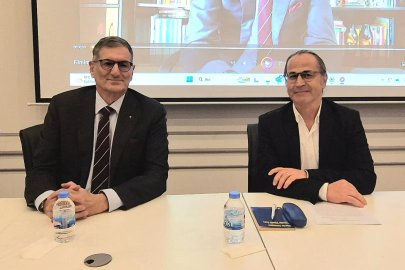 BUSİAD'da 'Felsefe Söyleşileri' sürüyor