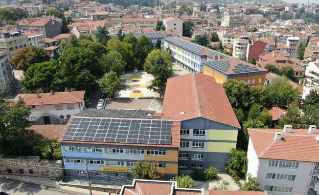 Bursa'daki bu okul kendi enerjisini üretti