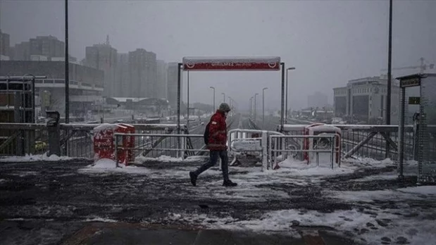 İstanbul'a kar ne zaman yağacak? 1987 kışını aratmayacak! AKOM saat verdi: Kar geliyor
